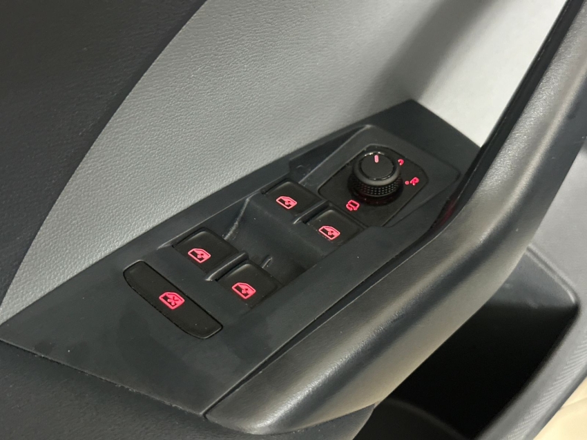 volkswagen t-cross 1.0 200 tsi total flex comfortline automatico 4p 202016