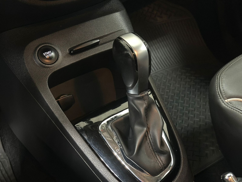 renault captur 1.6 16v sce flex intense x-tronic 4p automatico 20197