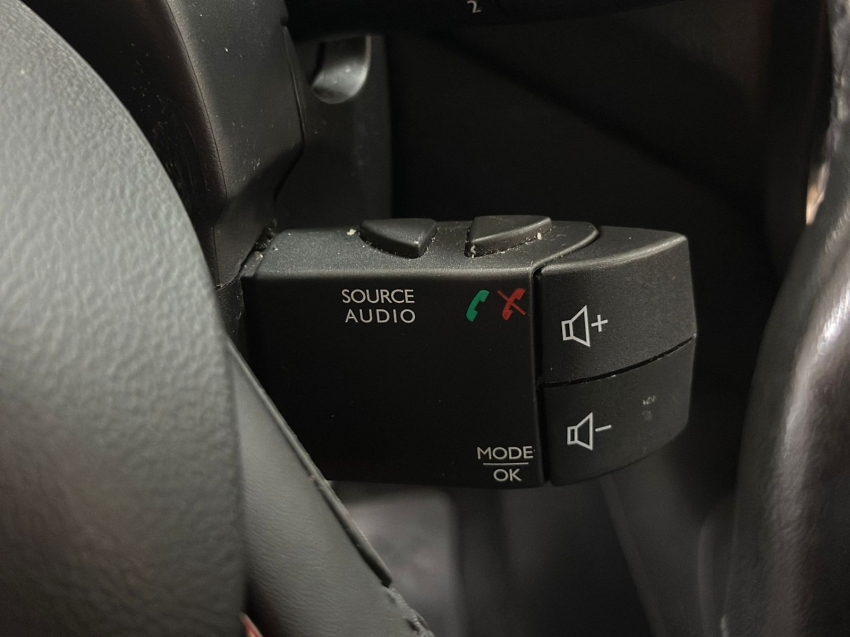 renault captur 1.6 16v sce flex intense x-tronic 4p automatico 201916