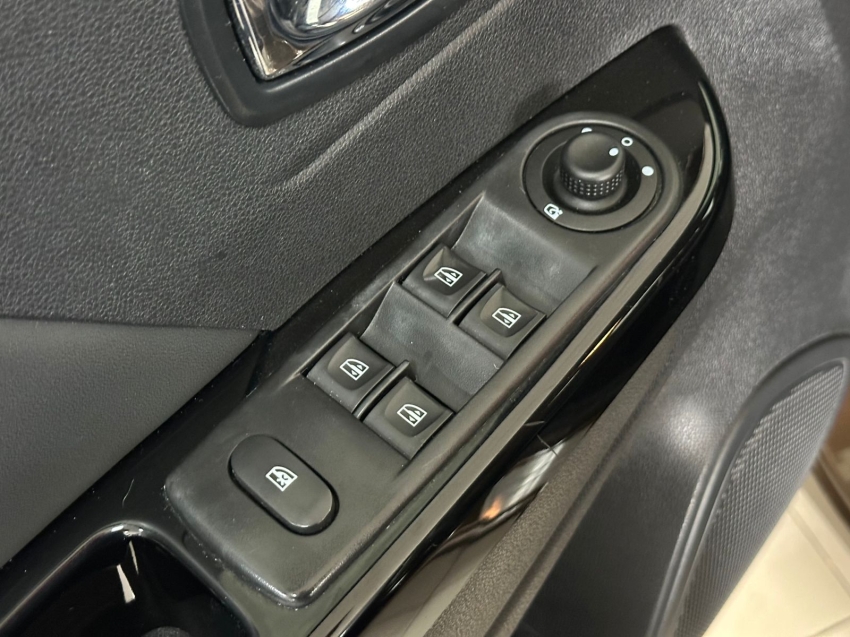 renault captur 1.6 16v sce flex intense x-tronic 4p automatico 201915