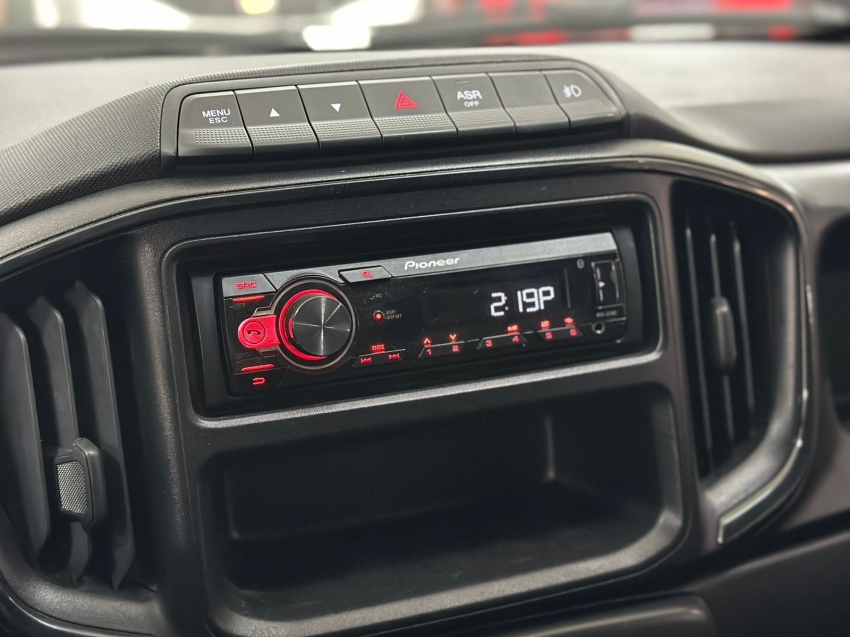 fiat fiorino 1.4 mpi furgao endurance 8v flex 2p manual 202512