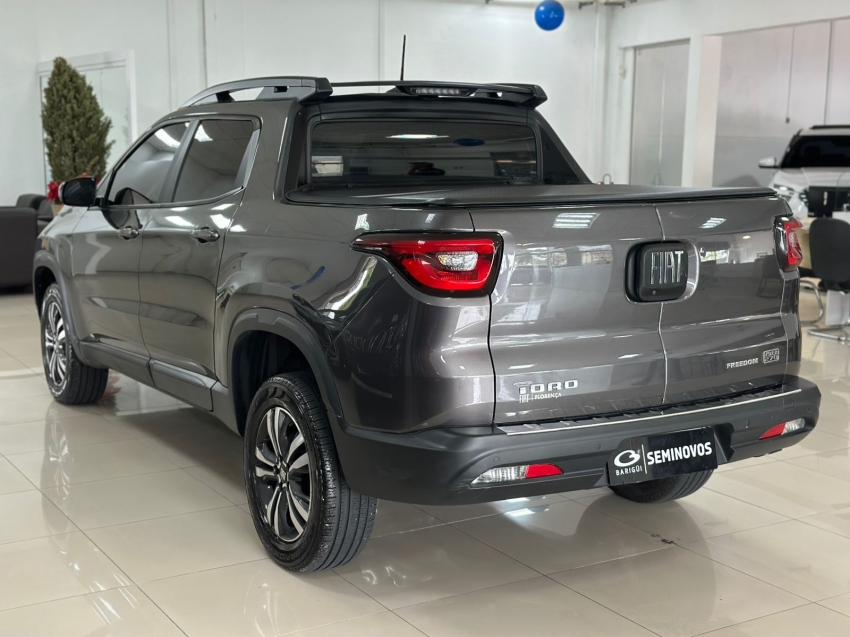 fiat toro 1.3 turbo 270 flex freedom at6 4p automatico 20251