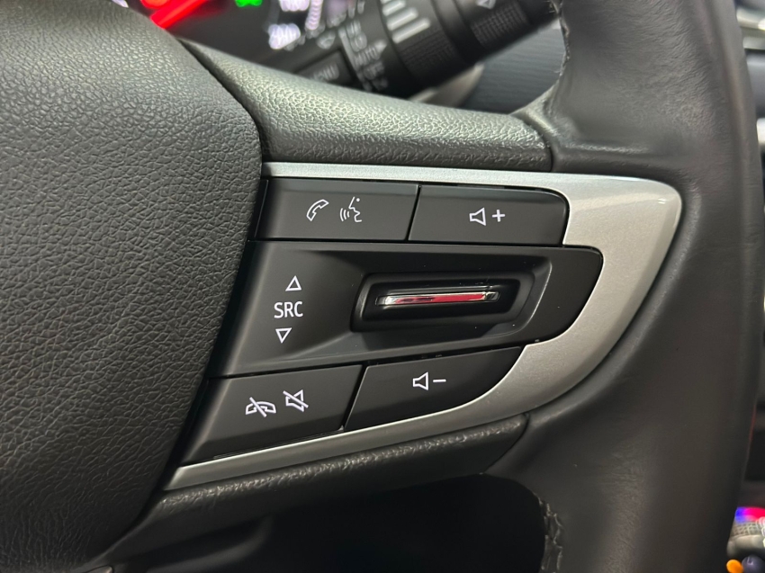 tracker premier 1.2 turbo 12v at6 2024/202513