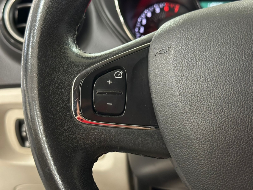 renault captur 2.0 16v hi-flex intense automatico flex 4p 201811