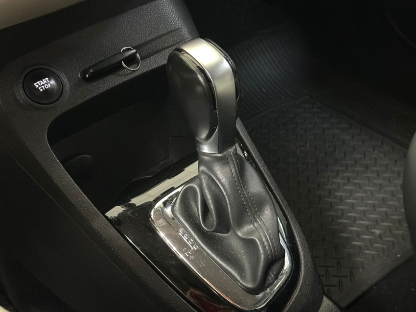 renault captur 2.0 16v hi-flex intense automatico flex 4p 20187