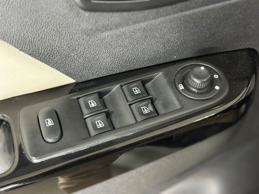 renault captur 2.0 16v hi-flex intense automatico flex 4p 201815