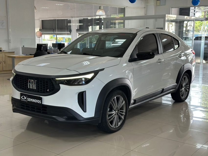 fiat fastback 1.0 turbo 200 flex cvt 4p automatico 2024