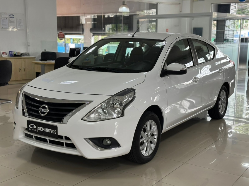 nissan versa 1.6 16v flexstart sv 4p xtronic flex automatico 2020