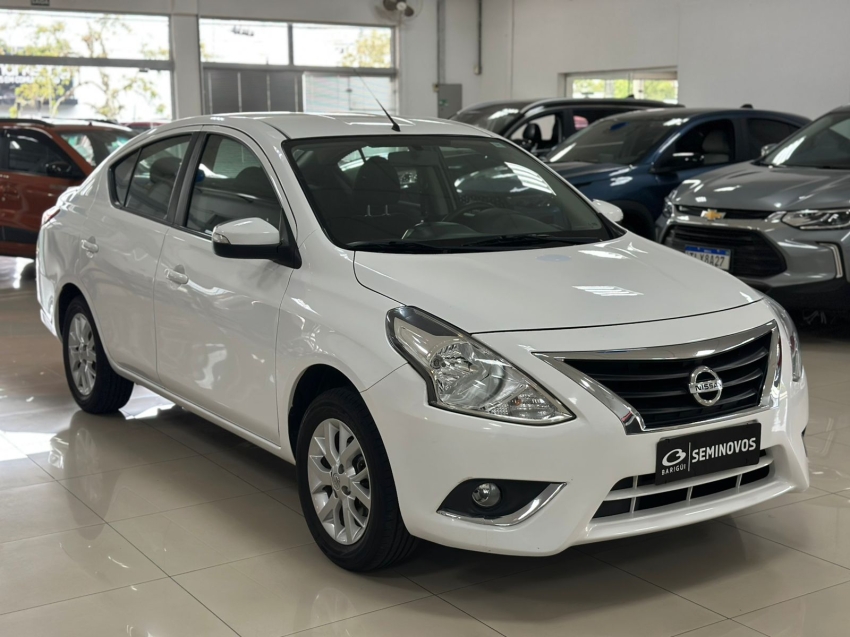 nissan versa 1.6 16v flexstart sv 4p xtronic flex automatico 20204