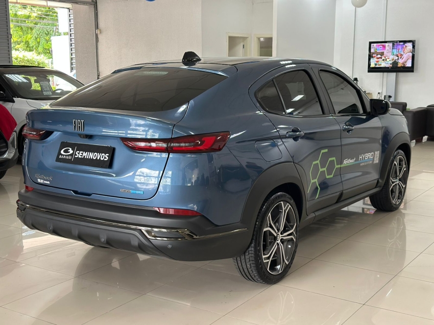fiat fastback 1.0 turbo 200 hybrid impetus cvt hibrido 4p automatico 20253