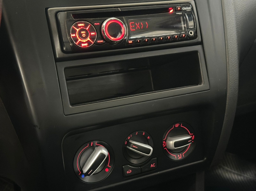 volkswagen fox 1.0 mi trend 8v flex 4p manual 201313