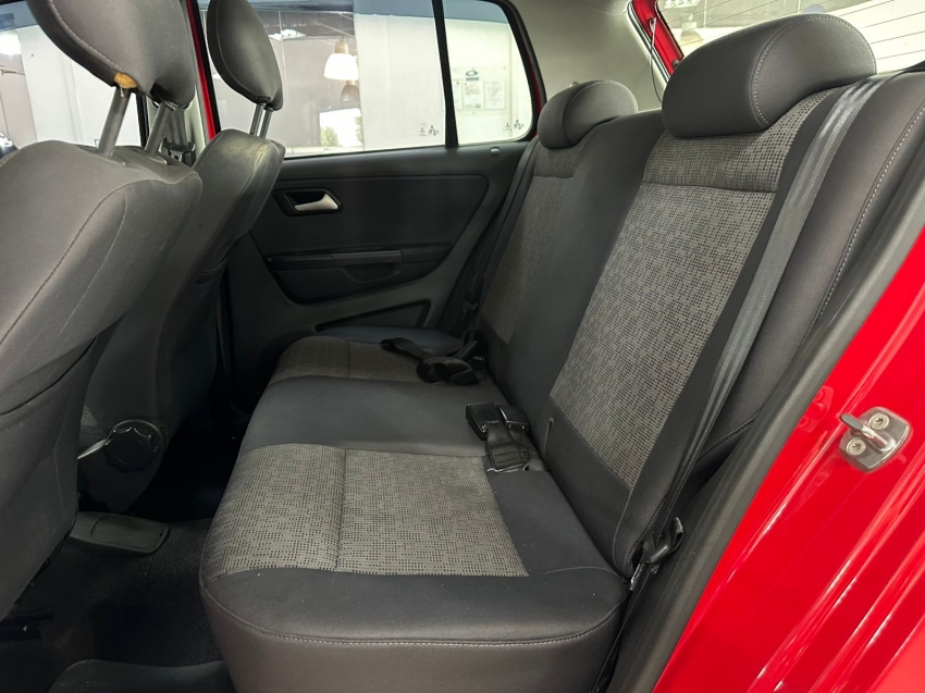 volkswagen fox 1.0 mi trend 8v flex 4p manual 201312