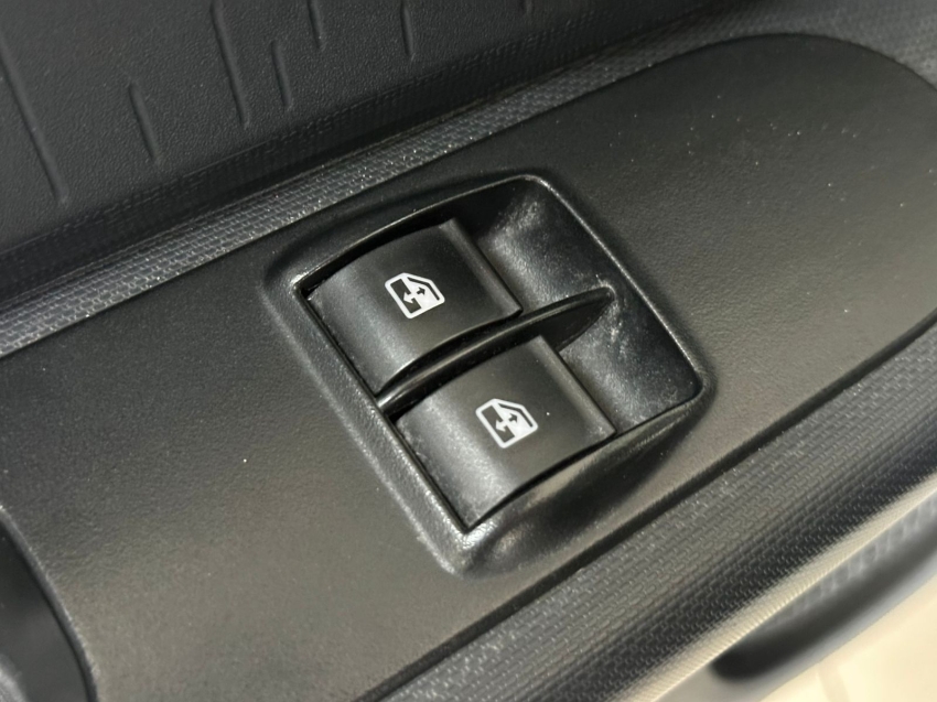 fiat mobi 1.0 evo flex like. manual 4p 201810