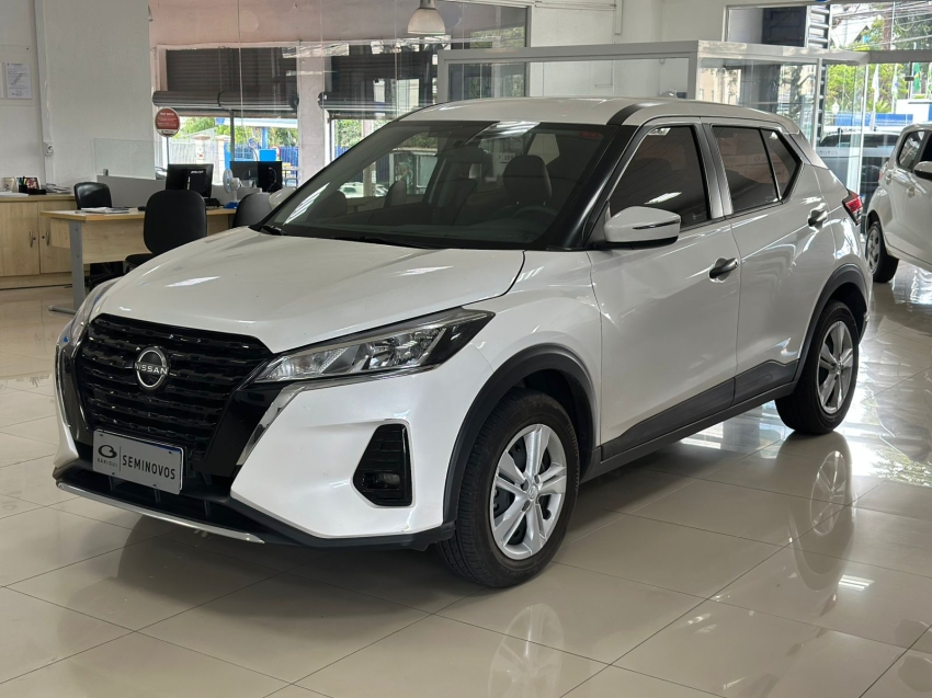nissan kicks 1.6 16v flexstart active xtronic flex 4p automatico 2024