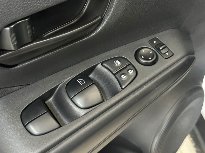 nissan kicks 1.6 16v flexstart active xtronic flex 4p automatico 202416