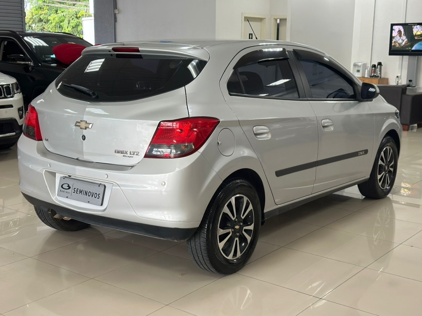 chevrolet onix 1.4 mpfi ltz 8v flex 4p manual 20143