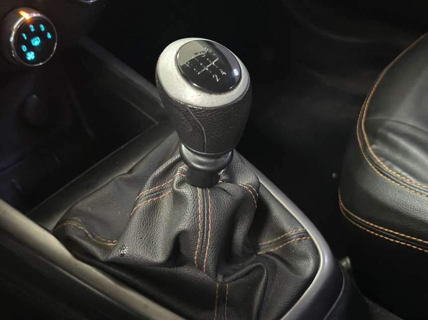 chevrolet onix 1.4 mpfi ltz 8v flex 4p manual 20149