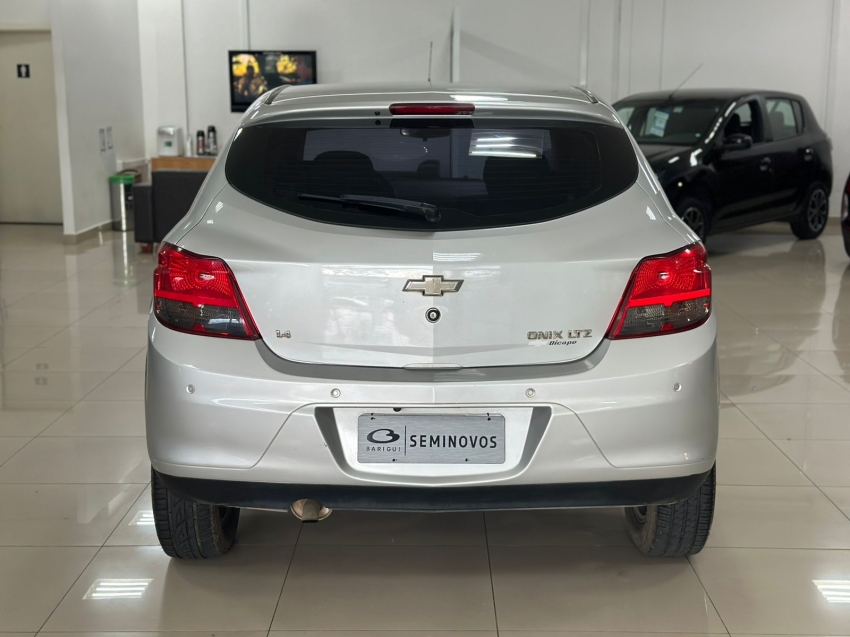 chevrolet onix 1.4 mpfi ltz 8v flex 4p manual 20142