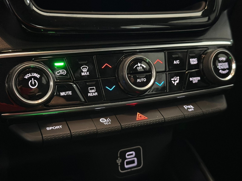 fiat toro 1.3 turbo 270 flex volcano at6 4p automatico 202513