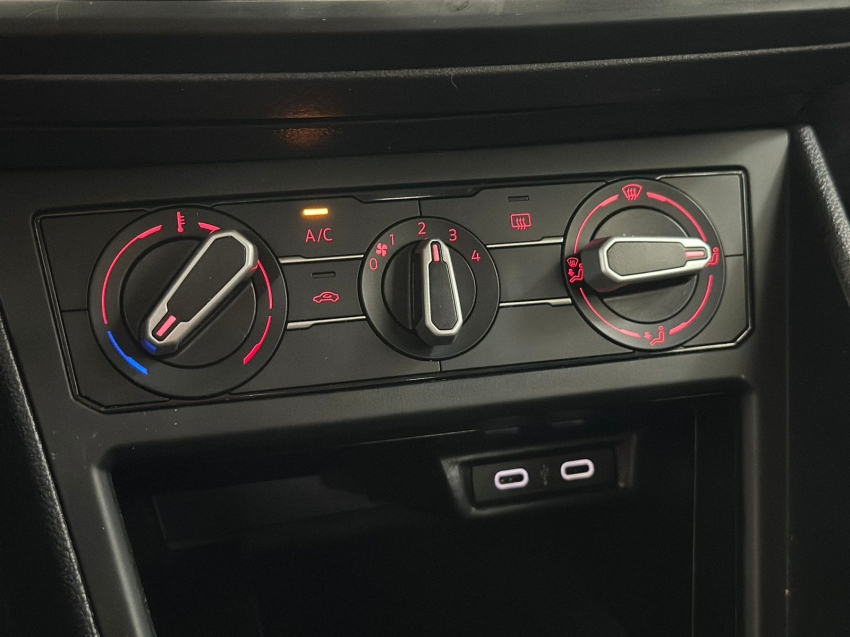 volkswagen nivus 1.0 200 tsi total flex comfortline automatico 4p 202415