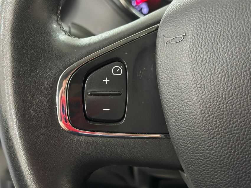 renault captur 2.0 16v hi-flex intense automatico flex 4p 201812