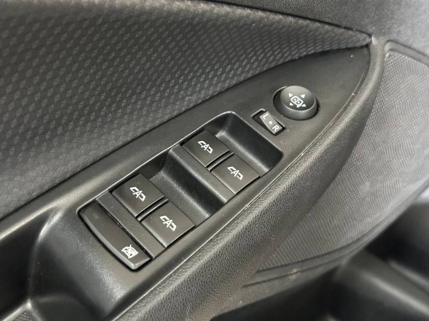 chevrolet onix 1.0 flex plus lt manual 4p 202513