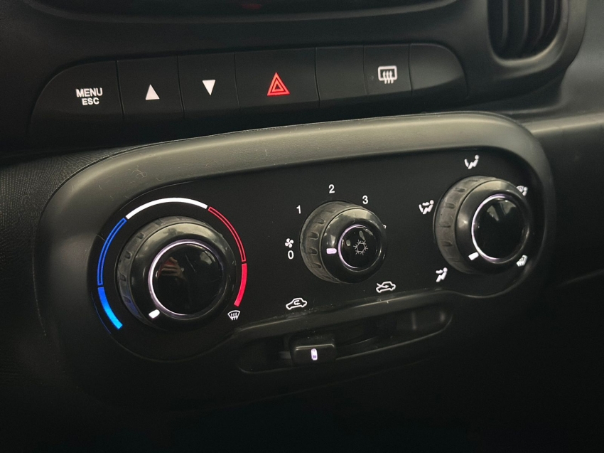 fiat mobi 1.0 evo flex trekking manual 4p 202313