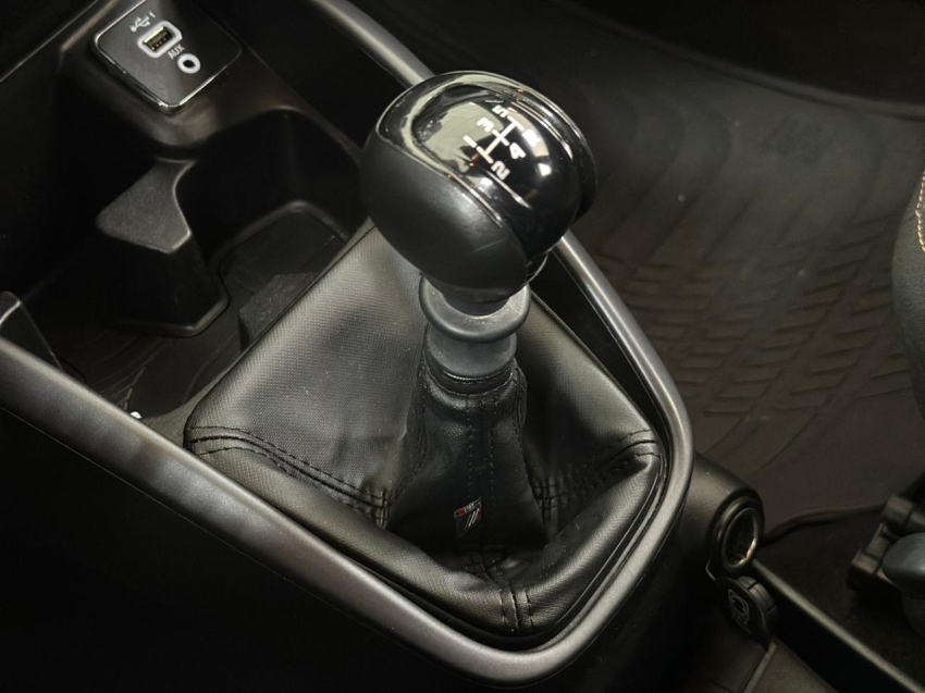 fiat argo 1.3 firefly flex trekking manual 4p 202413