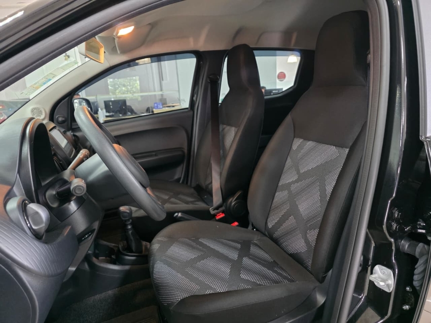 fiat mobi 1.0 firefly flex like. manual 4p 20256