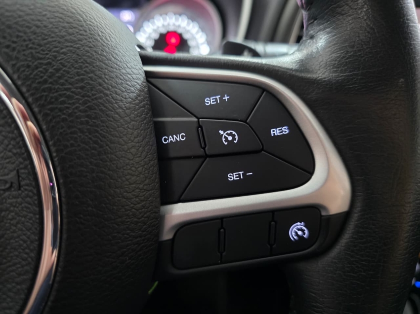 jeep compass 2.0 16v flex longitude automatico 4p 202111