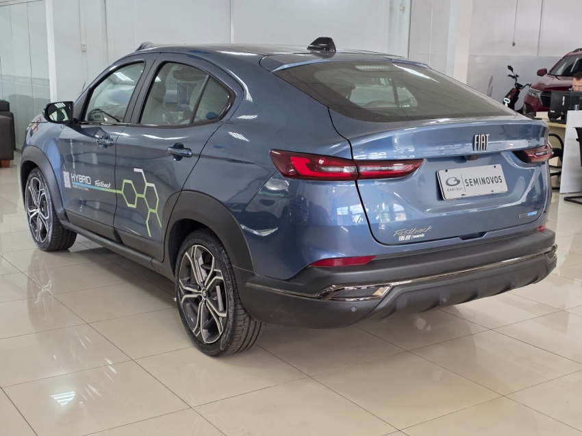 fiat fastback 1.0 turbo 200 hybrid impetus cvt hibrido 4p automatico 20251