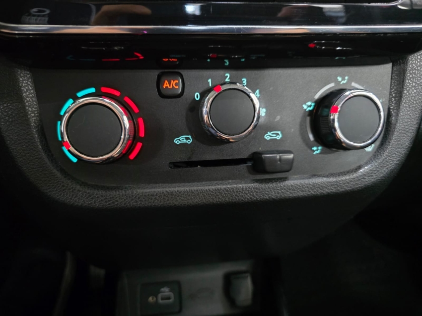 renault kwid 1.0 12v sce flex outsider manual 4p 202210