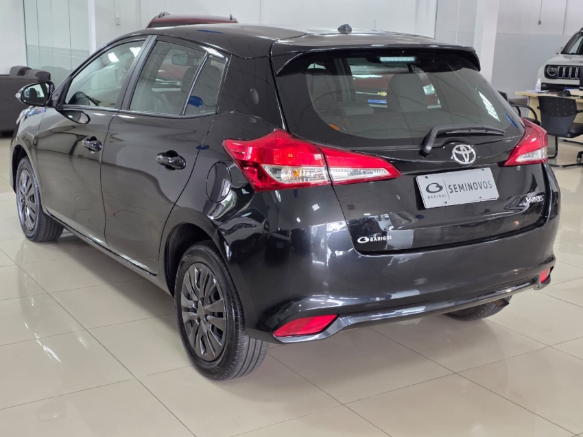 toyota yaris 1.5 16v flex xl multidrive 4p automatico 20251
