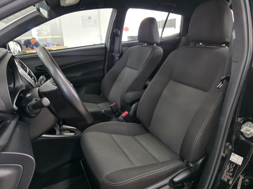 toyota yaris 1.5 16v flex xl multidrive 4p automatico 202514