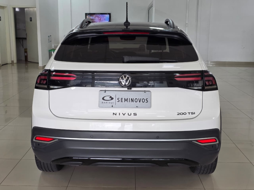volkswagen nivus 1.0 200 tsi total flex highline automatico 4p 20242