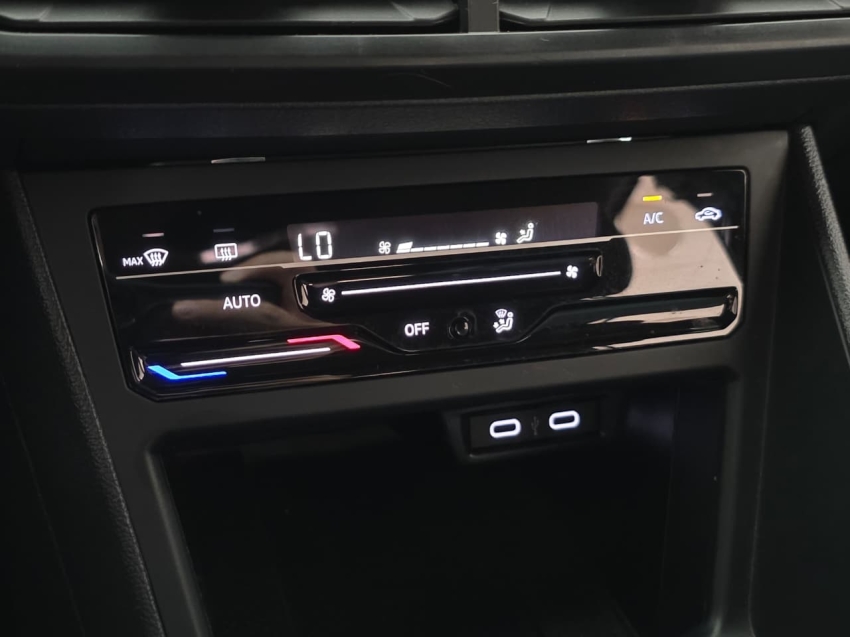 volkswagen nivus 1.0 200 tsi total flex highline automatico 4p 202410