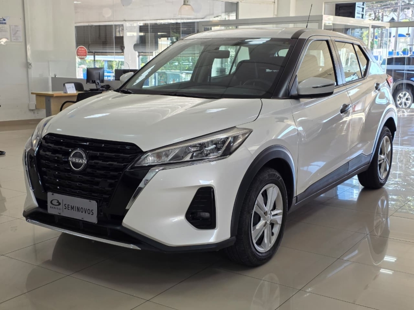 nissan kicks 1.6 16v flexstart active xtronic flex 4p automatico 2024