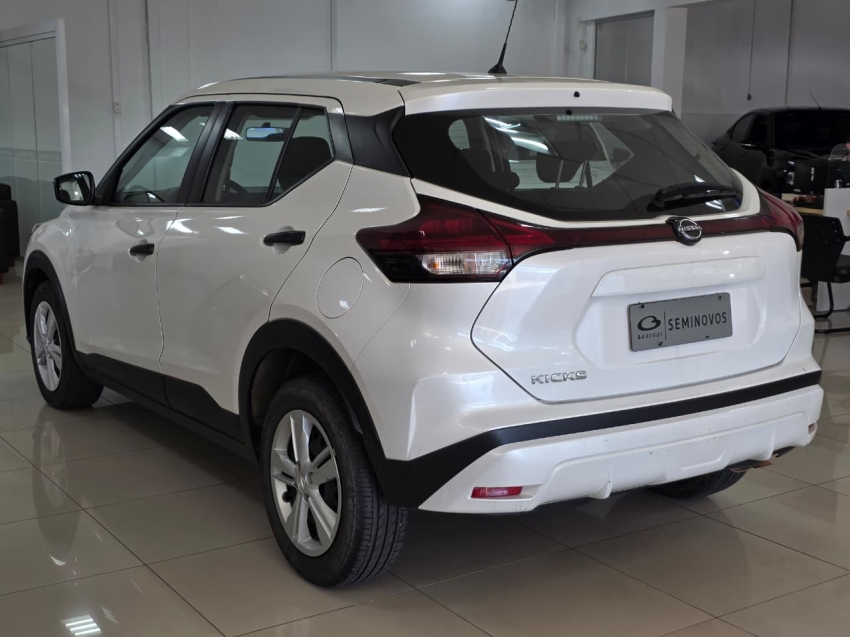 nissan kicks 1.6 16v flexstart active xtronic flex 4p automatico 20241