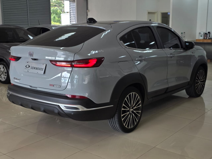 fiat fastback 1.3 turbo 270 flex limited edition at6 4p automatico 20243