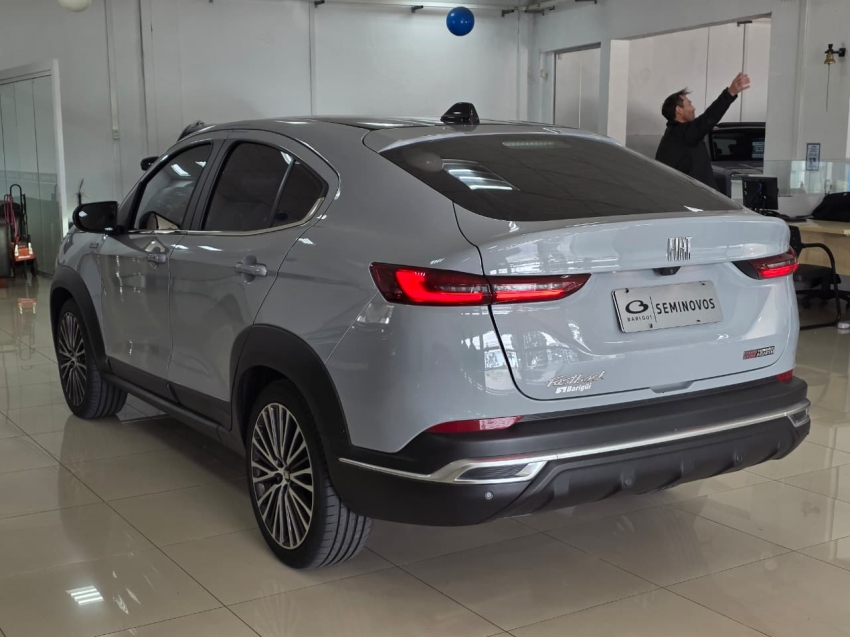fiat fastback 1.3 turbo 270 flex limited edition at6 4p automatico 20241