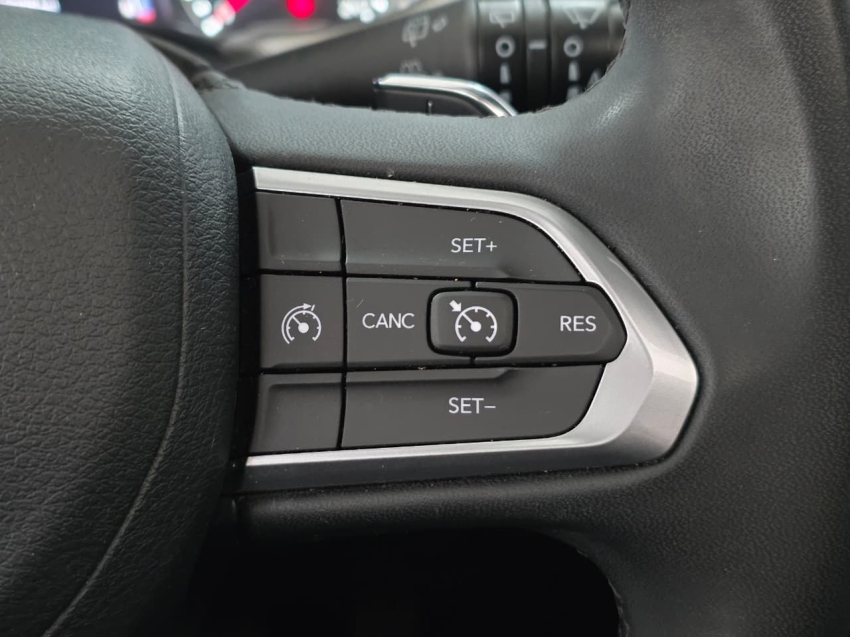 jeep compass 1.3 t270 turbo flex longitude at6 4p automatico 202313