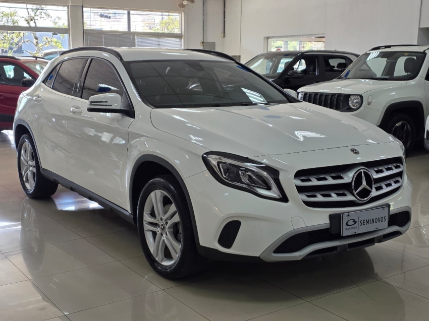 mercedes-benz gla 200 1.6 cgi flex advance 7g-dct 4p automatico 20194