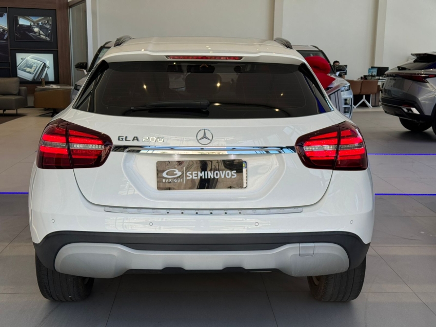 mercedes-benz gla 200 1.6 cgi flex advance 7g-dct 4p automatico 20193