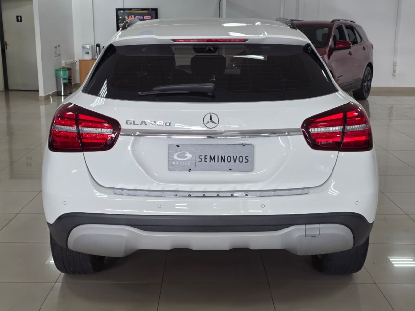 mercedes-benz gla 200 1.6 cgi flex advance 7g-dct 4p automatico 20192
