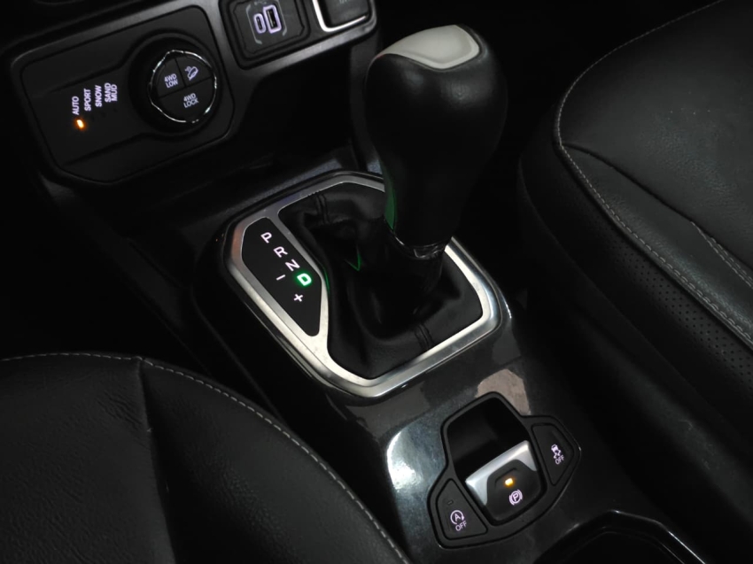 jeep renegade 1.3 t270 turbo flex s 4x4 at9 4p automatico 20238