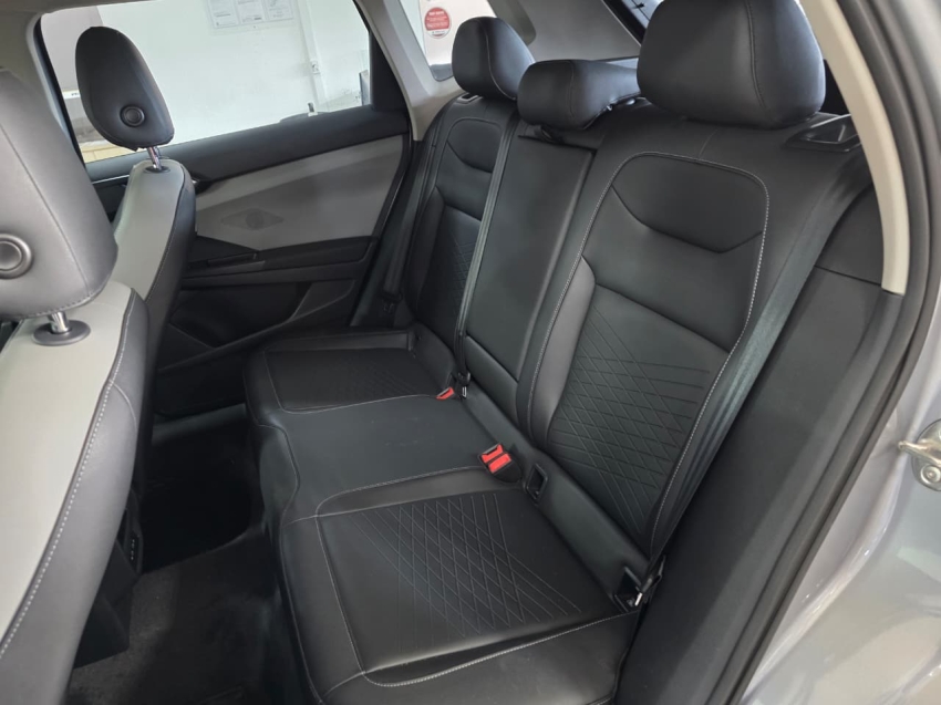 volkswagen taos 1.4 250 tsi total flex comfortline automatico 4p 202415