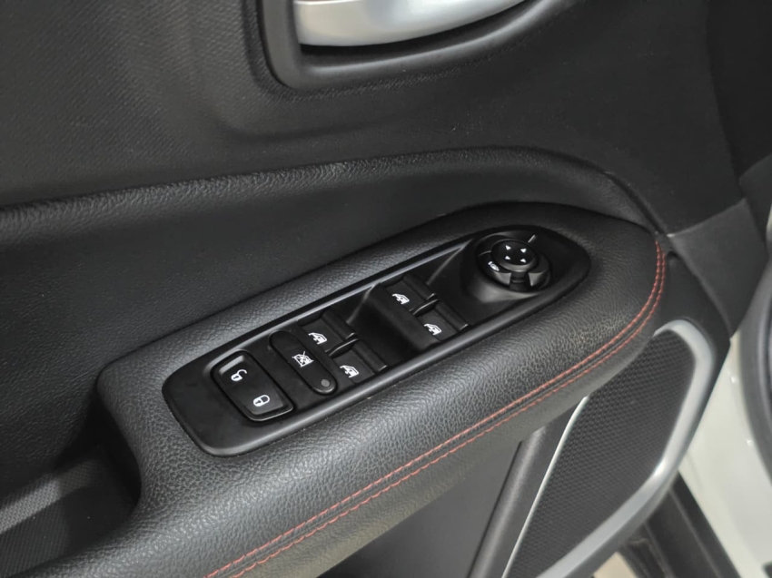 fiat toro 2.0 16v turbo diesel ultra 4wd at9 4p automatico 202419