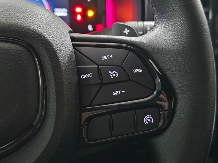 fiat toro 2.0 16v turbo diesel ultra 4wd at9 4p automatico 202415