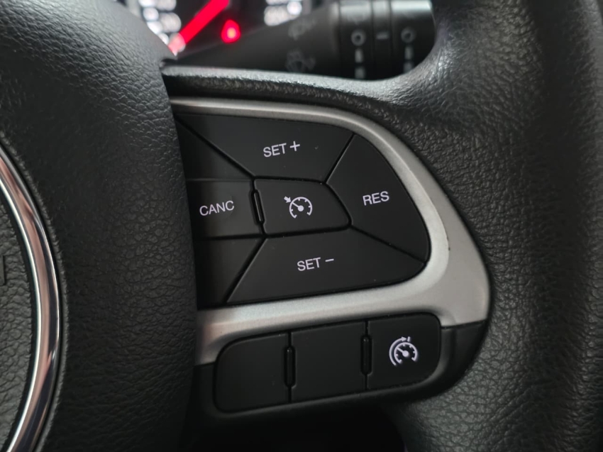 jeep renegade 1.8 16v flex 4p automatico 202015