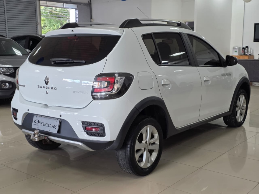 renault sandero 1.6 16v sce flex stepway easy-r 4p semiautomatico 20183